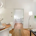 In With Private Garden Διαμέρισμα