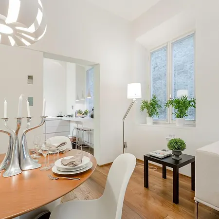 Contemporary With Garden In *
